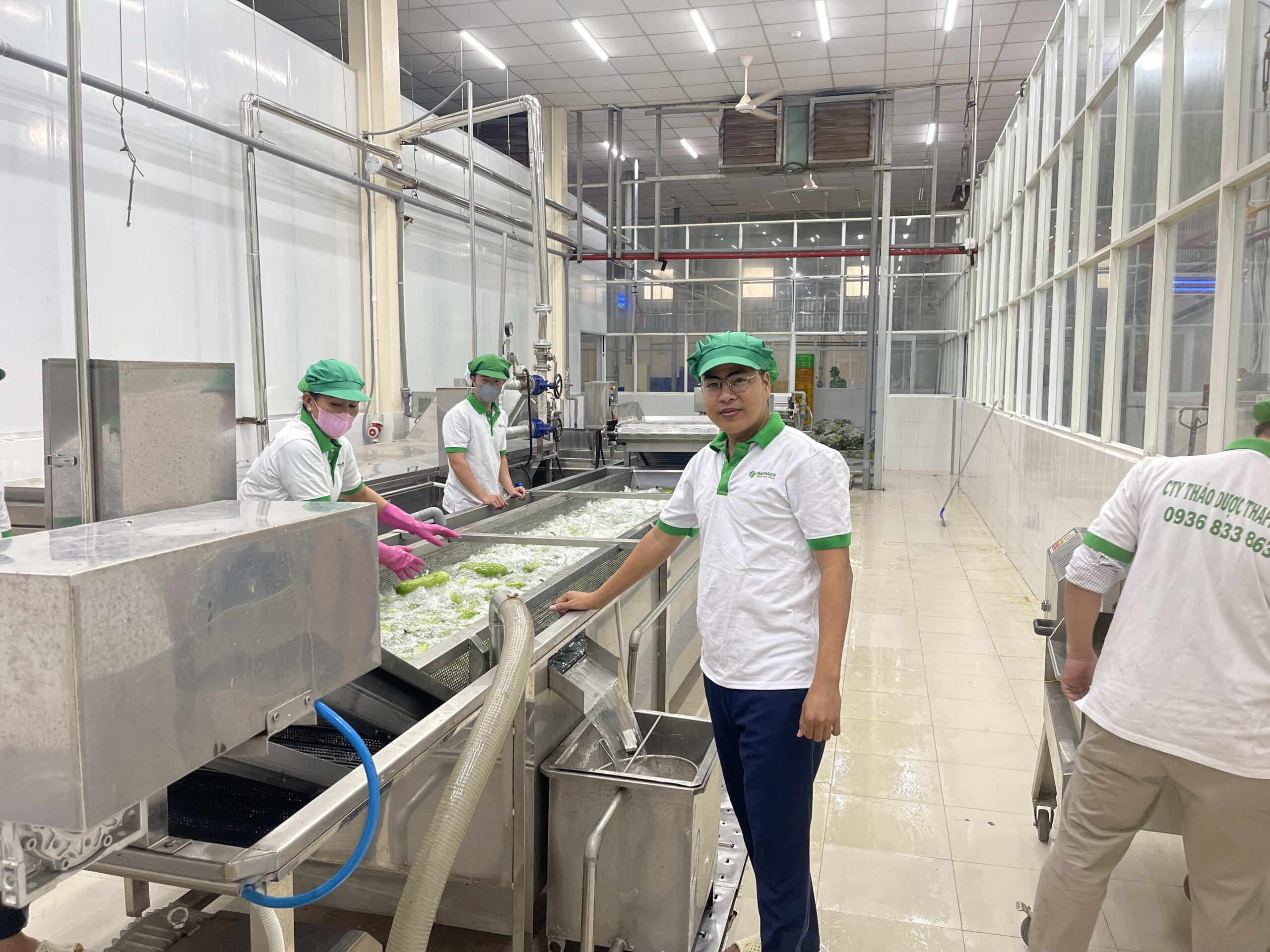 Nhà máy sản xuất bột tại công ty THAPHACO HCM