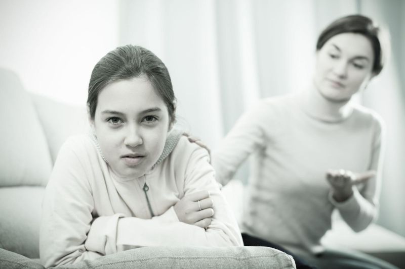So sánh thế hệ khiến giới trẻ rơi vào stress và trầm cảm