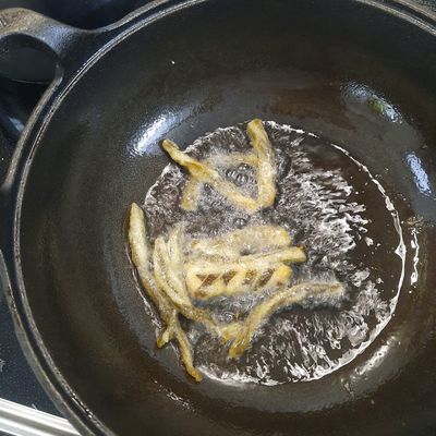 Chiên tảo chi lê đúng cách không bị ngấm dầu