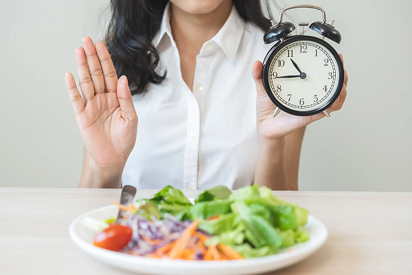 Ăn nhiều rau xanh sẽ hỗ trợ no lâu hơn