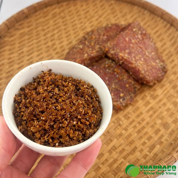 Chấm muối kiến vàng với thực phẩm gì