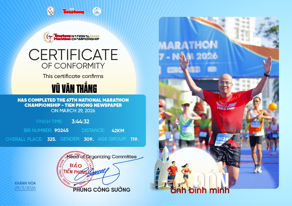 Vũ Văn Thắng cán đích 42,4km với thành tích 3 giờ 44 phút tại Nha Trang 2026