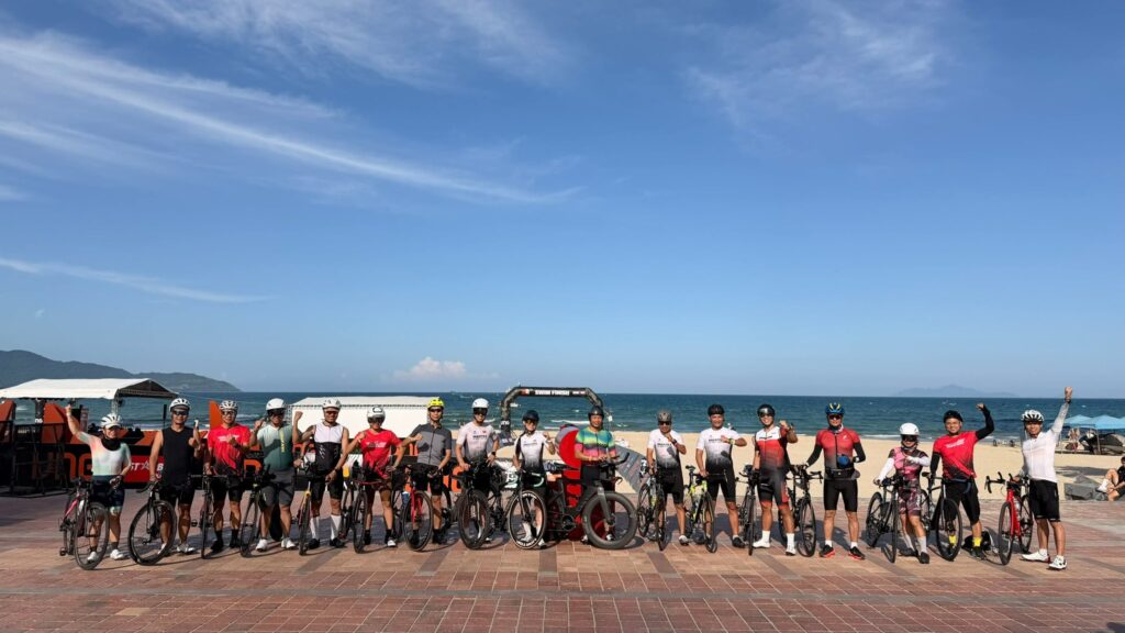 Cộng Đồng Eagle Camp Ironman 70.3 Đà nẵng