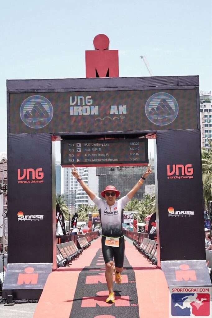Vũ Văn Thắng Chinh Phục IRONMAN 70.3 Đà Nẵng 2026